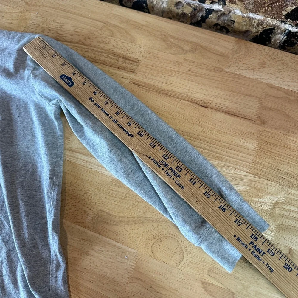 Carhartt Boys Youth Long Sleeve Gray Deer Bear T Shirt Graphic Medium 10-12